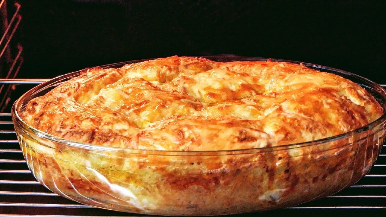 Баница без кори – лесна, бърза и вкусна, приготвена с обикновен хляб