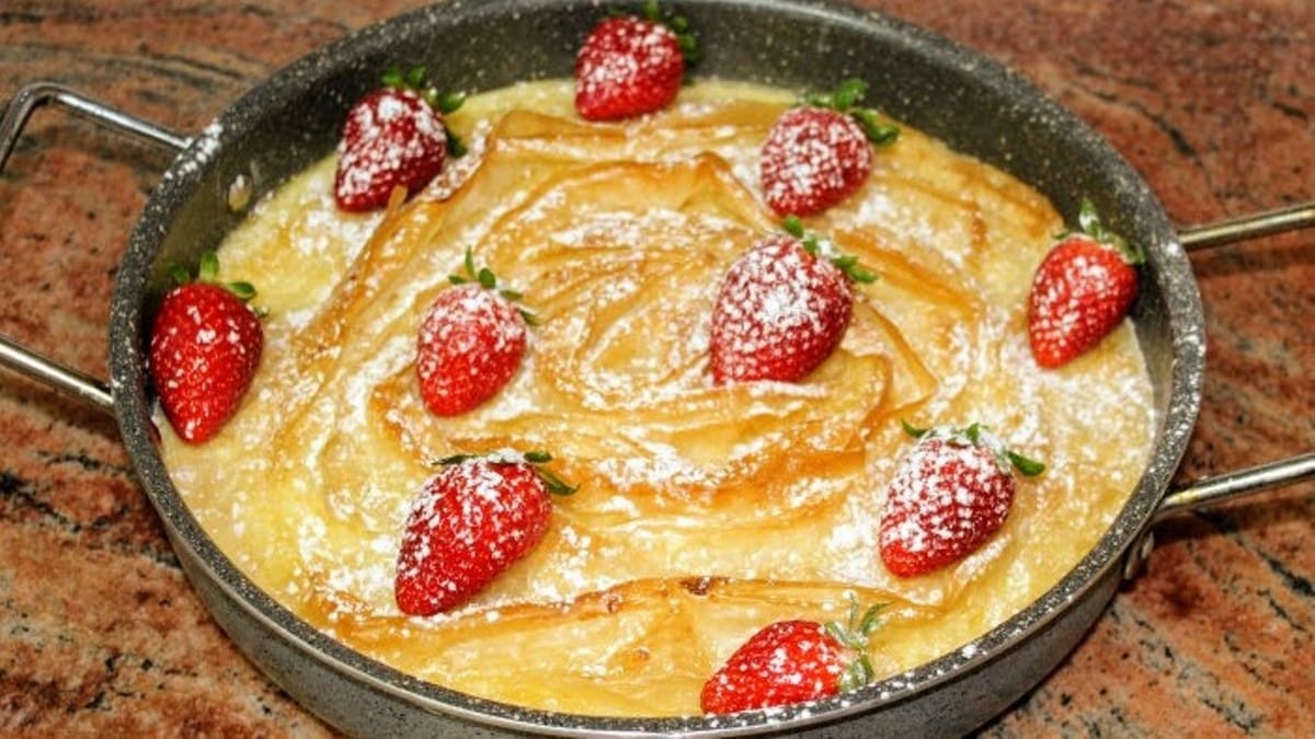 Десерт с кори за баница: По-вкусен от кадаиф, по-сочен от баклава