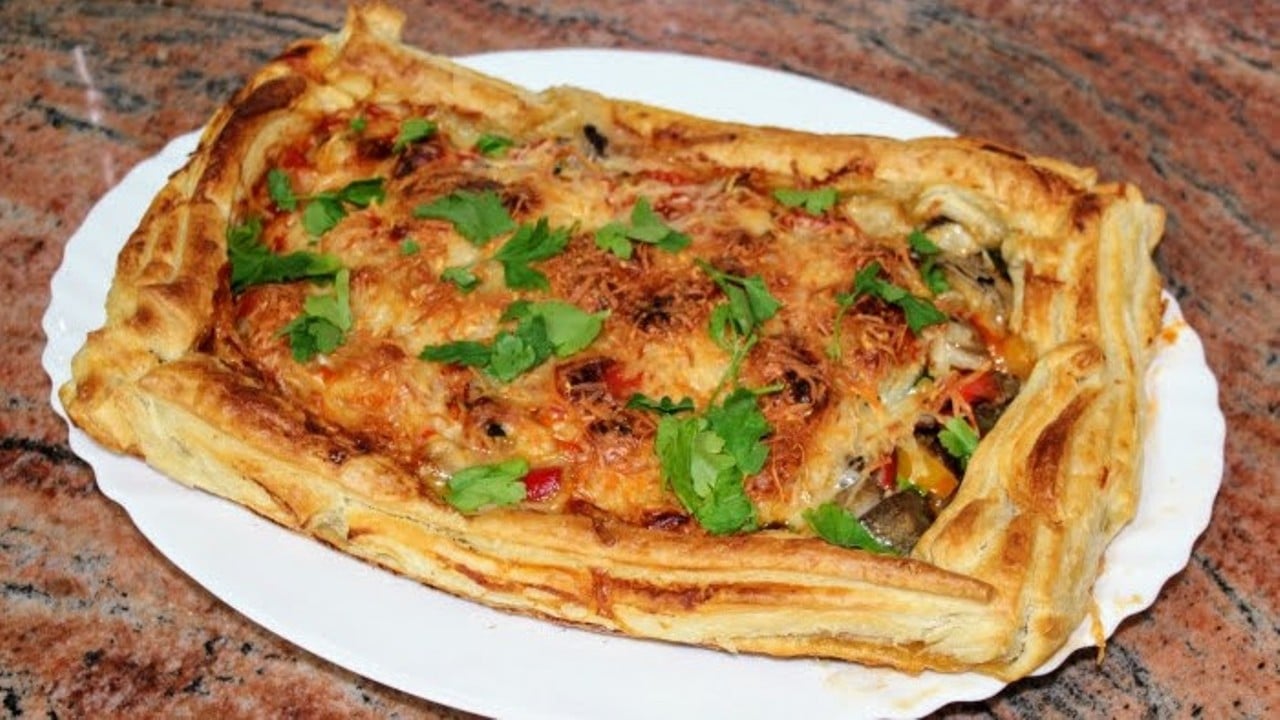 400 г бутер тесто и всички ще ви поискат рецептата! Супер вкусно и лесно предястие!