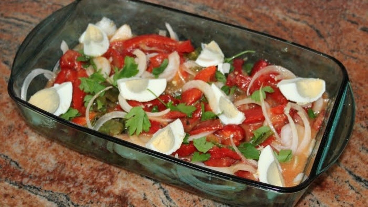 Разядка от печени чушки: летният вкус, който никога не остарява