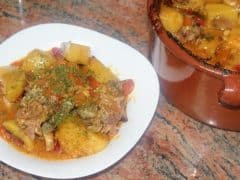 С 1 кг месо храня всички 2 дена! Много вкусно ястие в гювеч – рецепта от дядо: