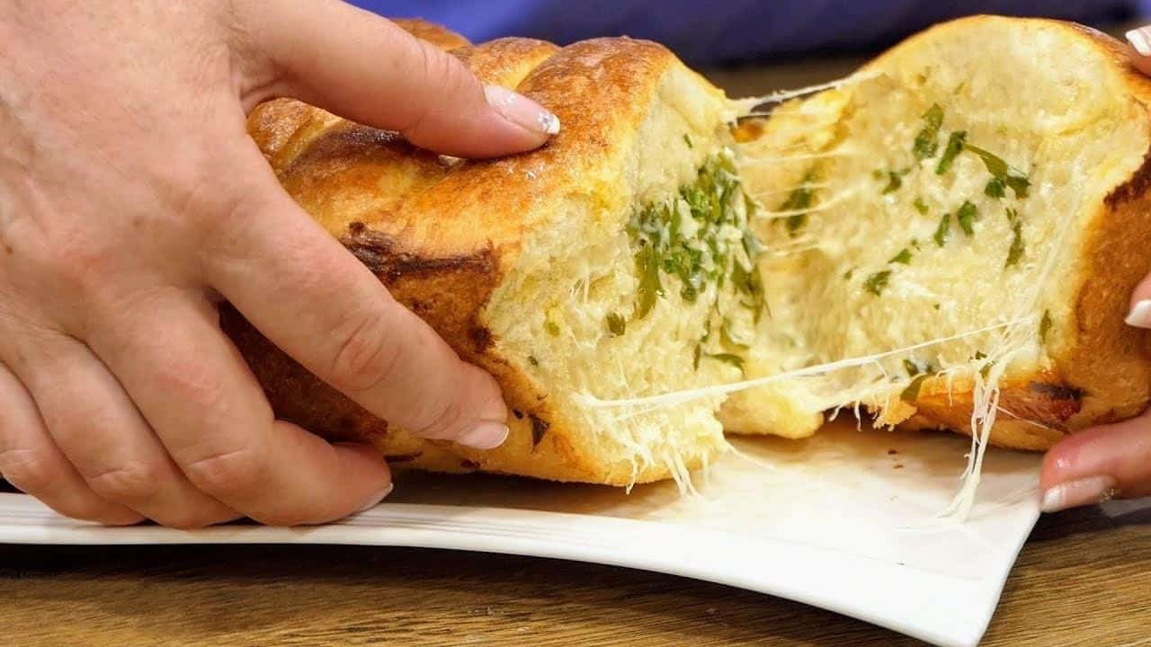 НОВА РЕЦЕПТА ЗА ХЛЯБ! Вече няма да купувате хляб! ВКУСЕН, ПУХКАВ и АРОМАТЕН! Невероятен домашен хляб НОВА РЕЦЕПТА ЗА ХЛЯБ! Вече няма да купувате хляб! ВКУСЕН, ПУХКАВ и АРОМАТЕН! Невероятен домашен хляб
