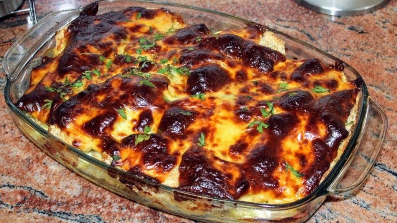 Засищащо и разкошно вкусно ястие: Хит №1 у дома, всички гости искат рецептата