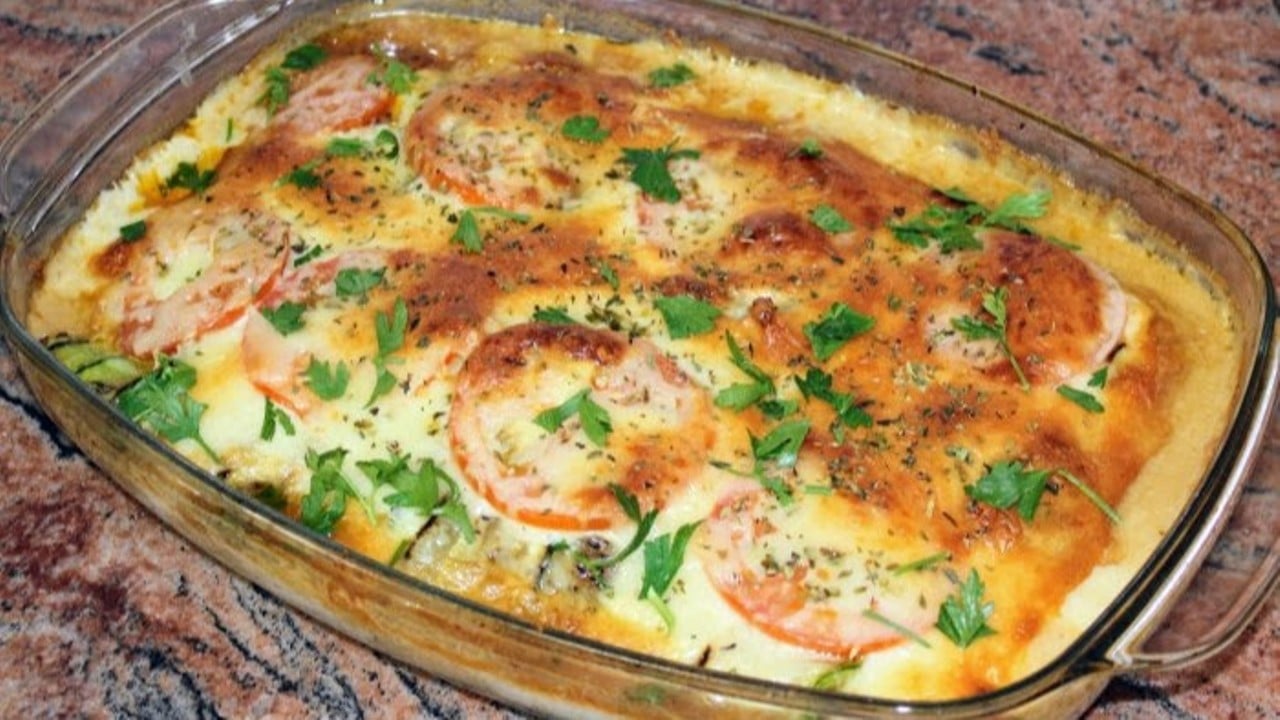 Бърза рецепта за запеканка от тиквички: Става по-вкусна от всяка мръвка!