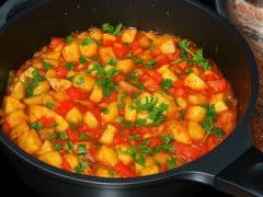 Идеална рецепта за заети домакини: Картофи на тиган за 20 минути!