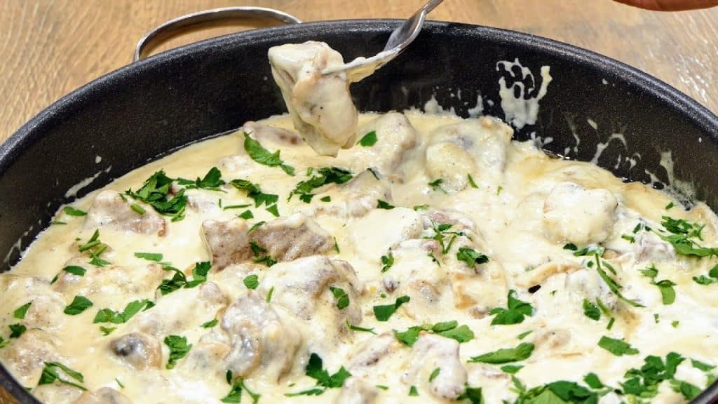 Любимото ми ястие! Просто, бързо и вкусно! Прости съставки и малко време! Вкусна вечеря.