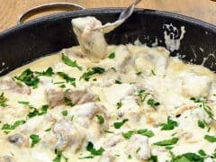 Любимото ми ястие! Просто, бързо и вкусно! Прости съставки и малко време! Вкусна вечеря.