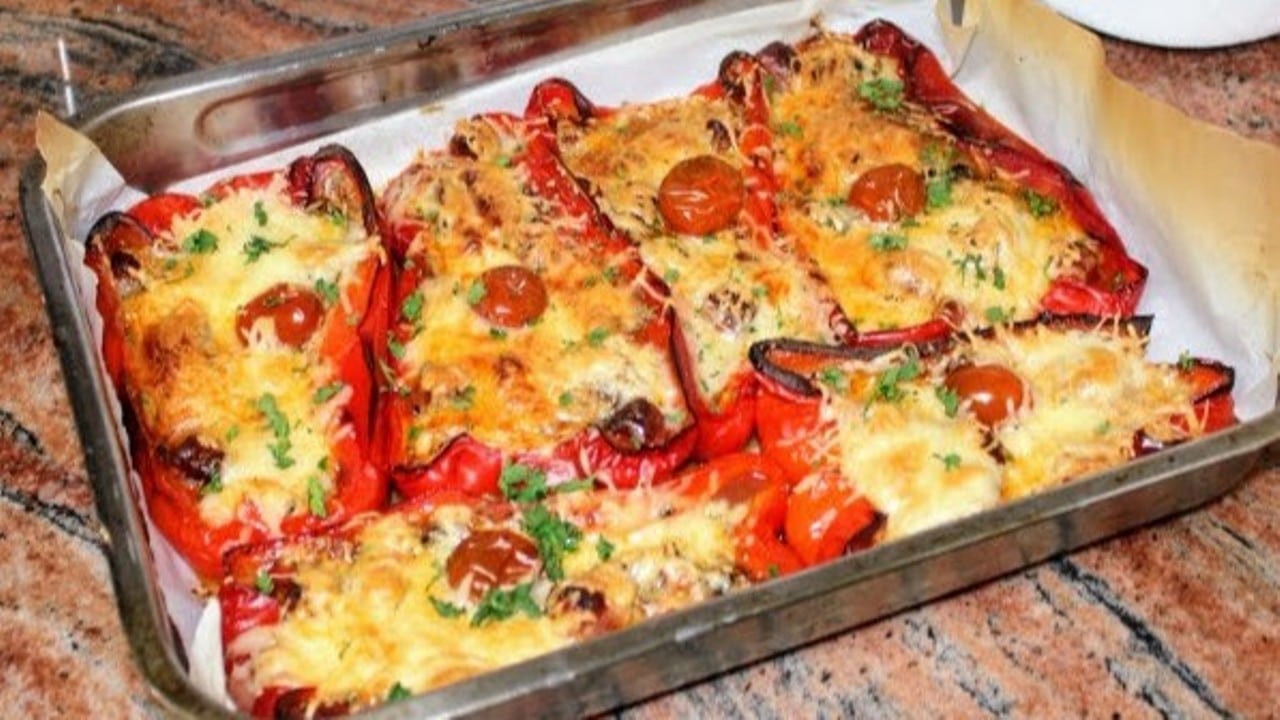 Тази рецепта за пълнени чушки взриви нета: По-вкусни отвсякога!