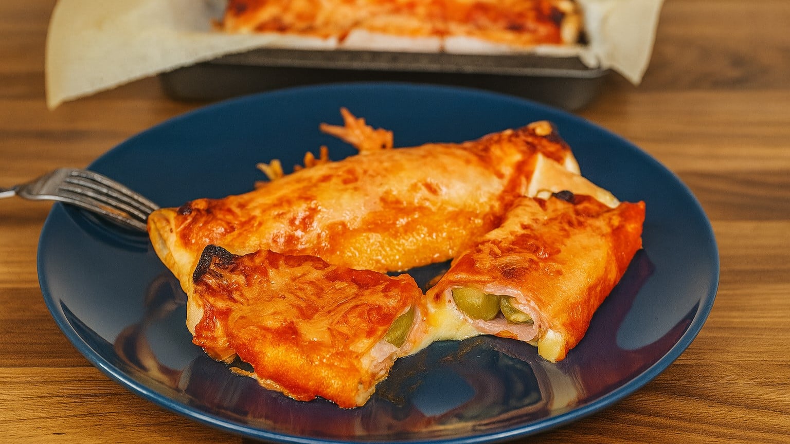 predyastie-ot-pitki-lavash-s-kashkaval-i-shunka-byrza-vkusna-recepta