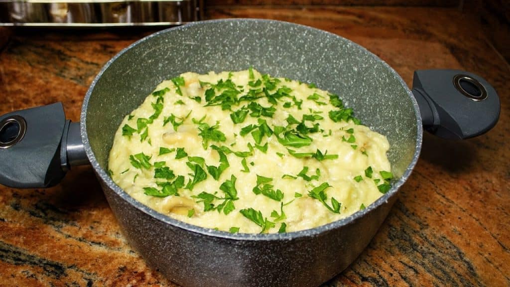 Картофено пюре по най-добрата рецепта: Открийте трика на готвача