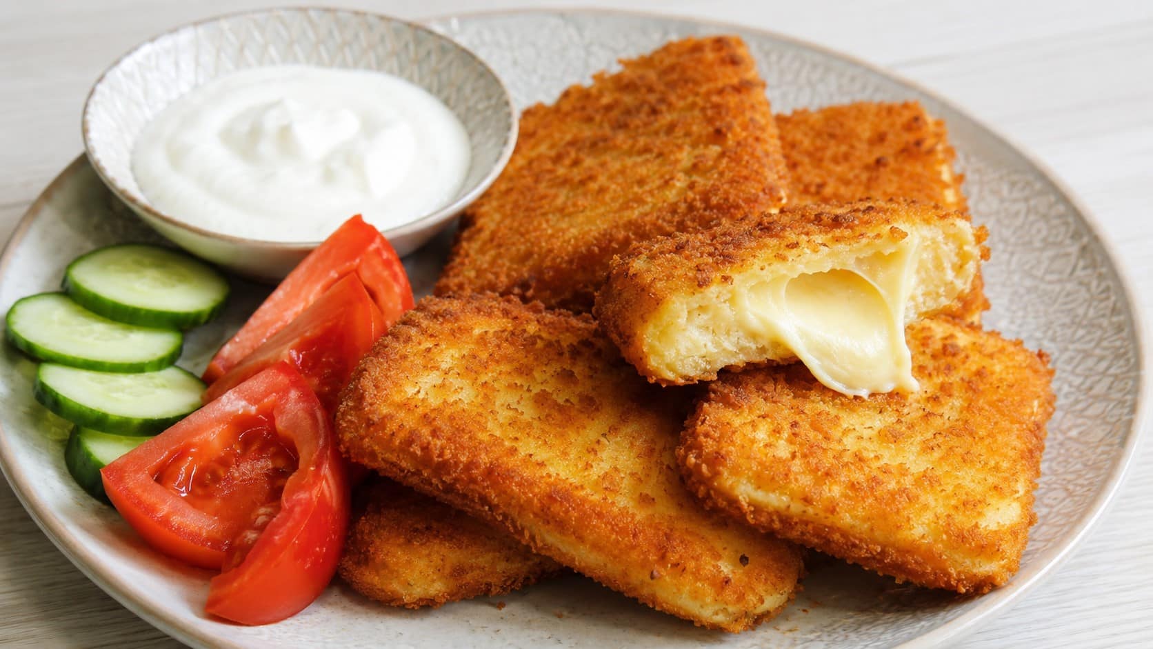 kashkaval-pane-zlatist-otvan-mek-otvatre