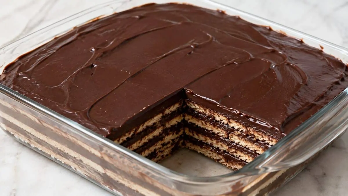 biskvitena-torta-s-shokoladov-krem